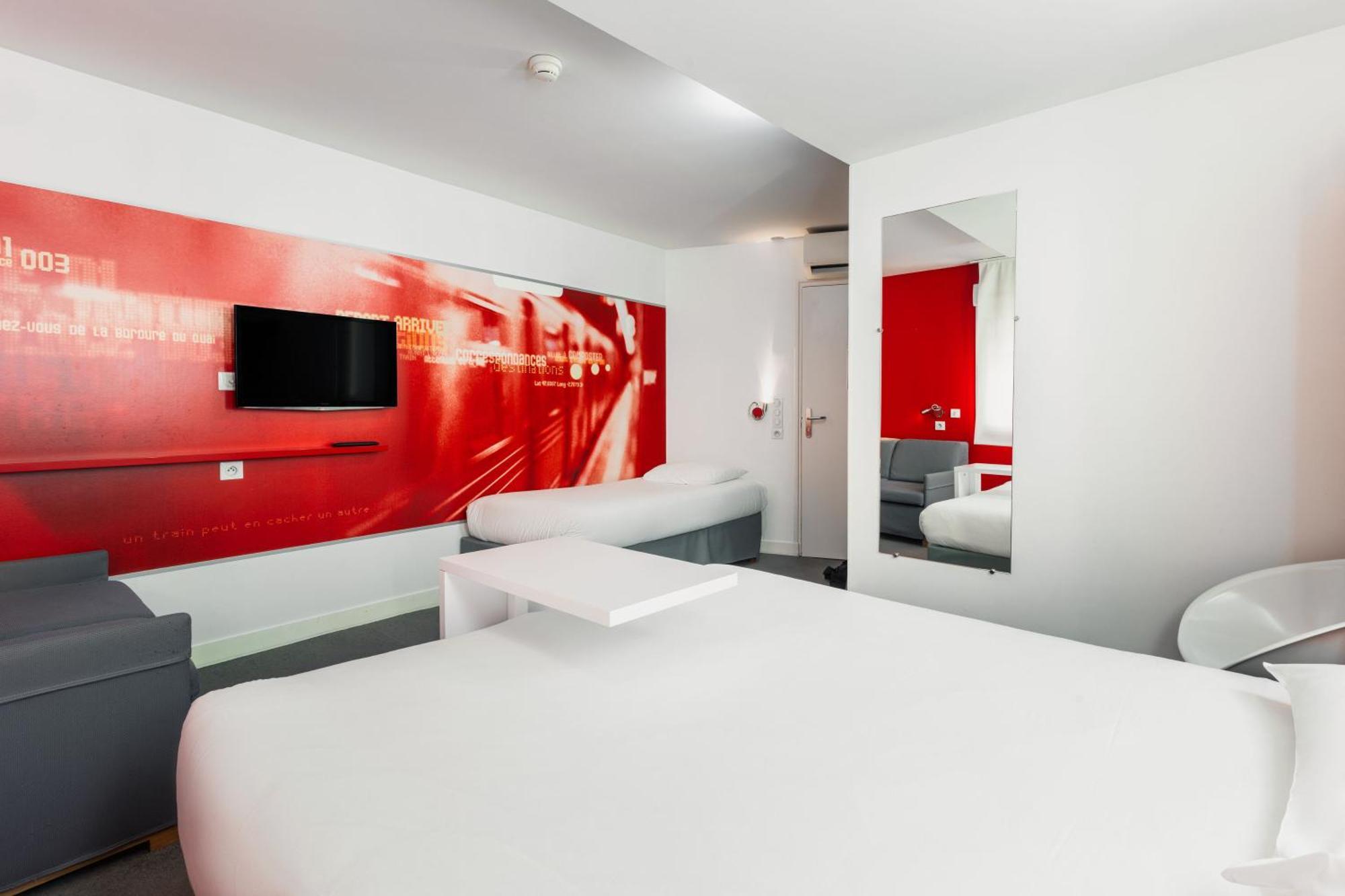 Ibis Styles Vannes Gare Centre Exterior foto