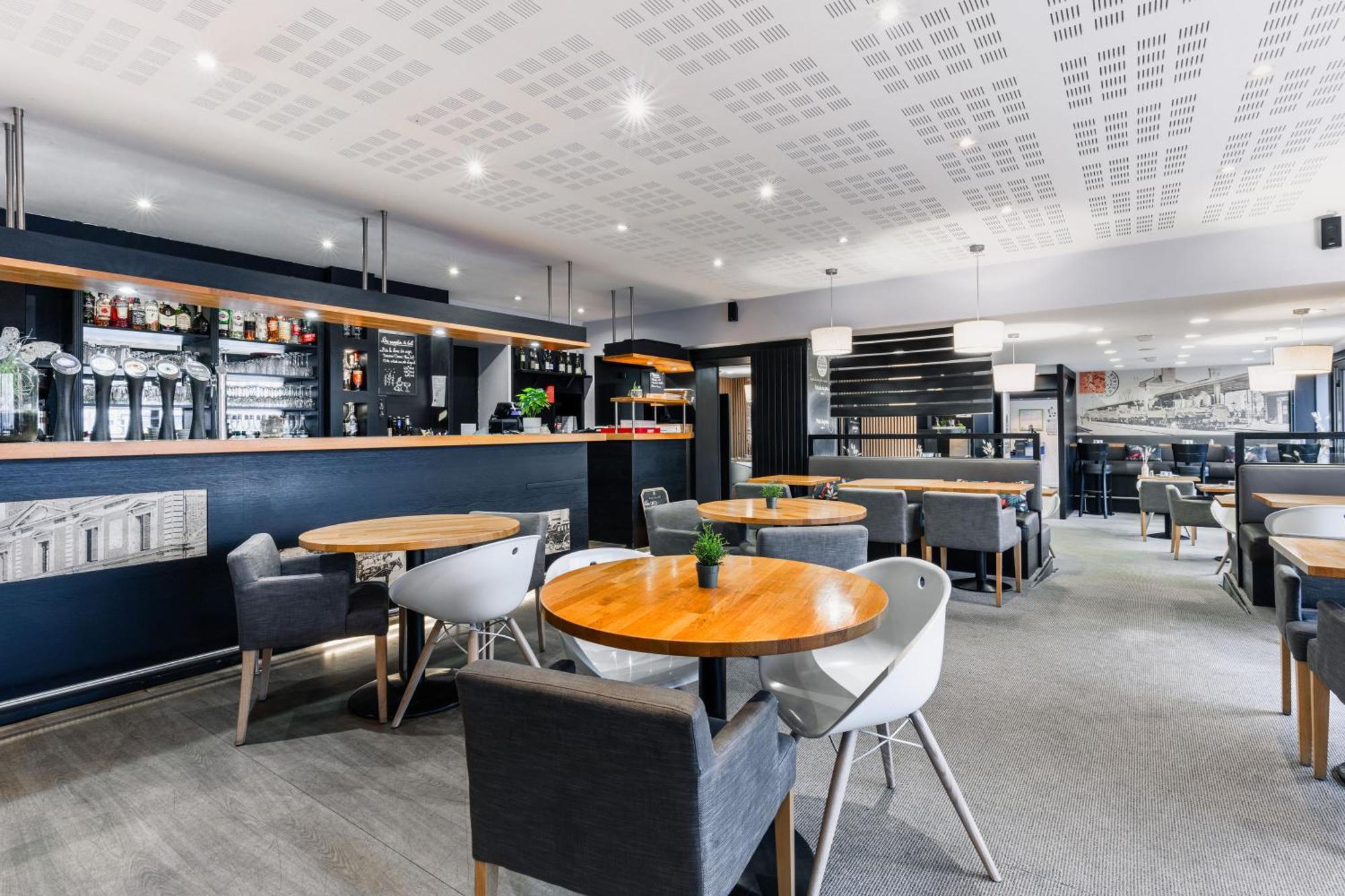 Ibis Styles Vannes Gare Centre Exterior foto
